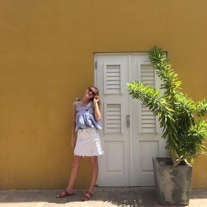 Meet your Posher, Laura